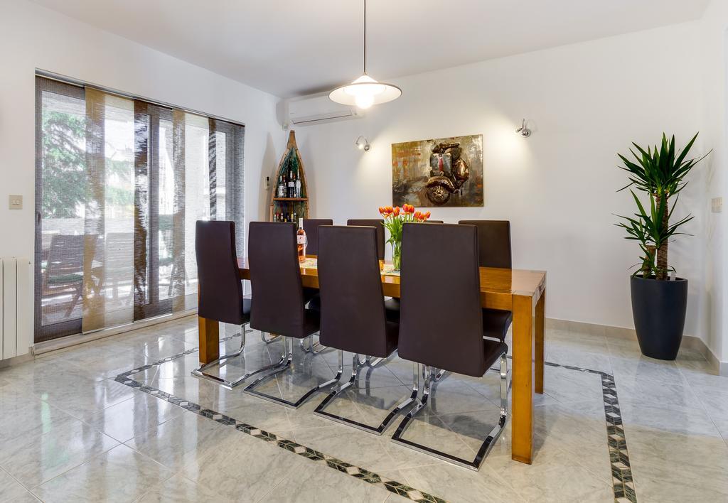 Kuca Za Odmor Kuzmanic Βίλα Kaštela Εξωτερικό φωτογραφία